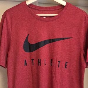 Nike T-shirt. Size medium. Athletic cut.